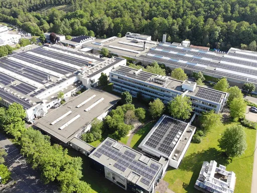 SIEGENIA-Standort mit Beschlag-, Lüftungs- und Gebäudetechnik, Symbolbild für das Unternehmen